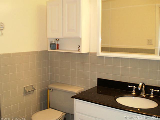 West Hartford, Connecticut 06117, United States, 3 Bedrooms Bedrooms, ,2 BathroomsBathrooms,Residential,Active,146876