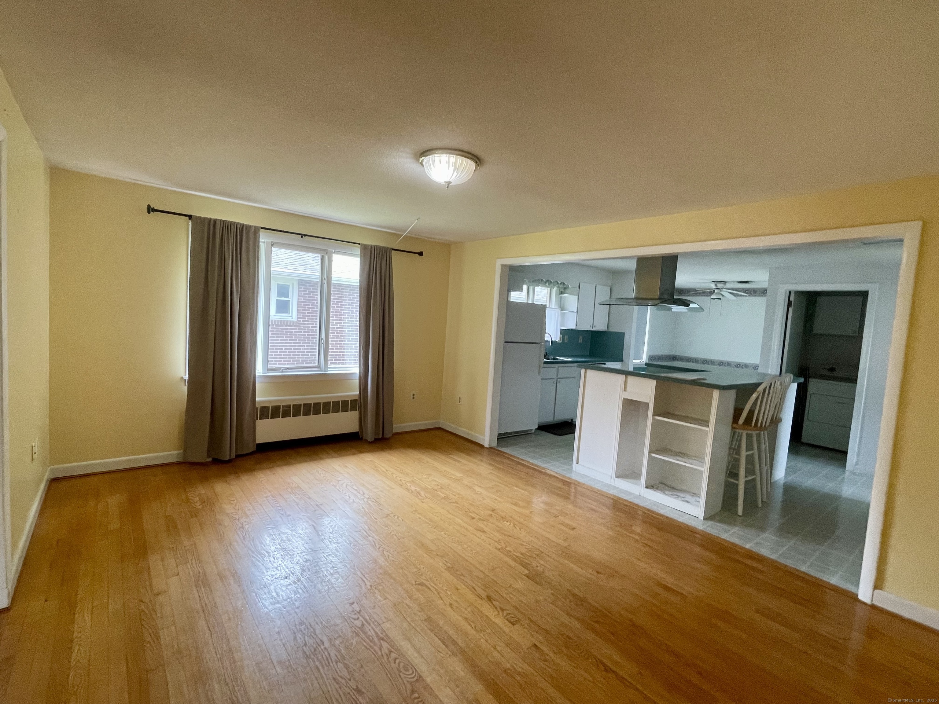 West Hartford, Connecticut 06117, United States, 3 Bedrooms Bedrooms, ,2 BathroomsBathrooms,Residential,Active,146876