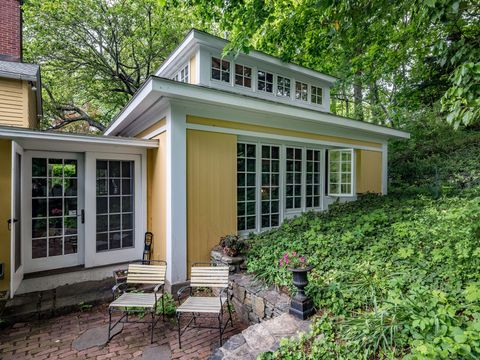 Tiny photo for 30 Meeting House Lane, Madison, CT 06443 (MLS # 24152535)