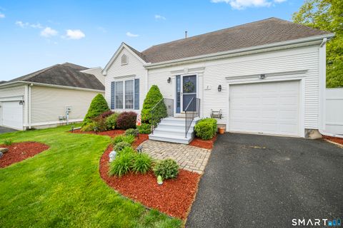 Tiny photo for 7 Heather Lane #7, Suffield, CT 06078 (MLS # 24175433)