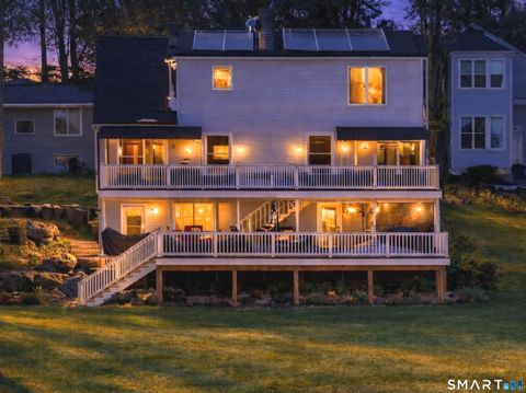 18 North Lake Shore Drive Brookfield CT 06804