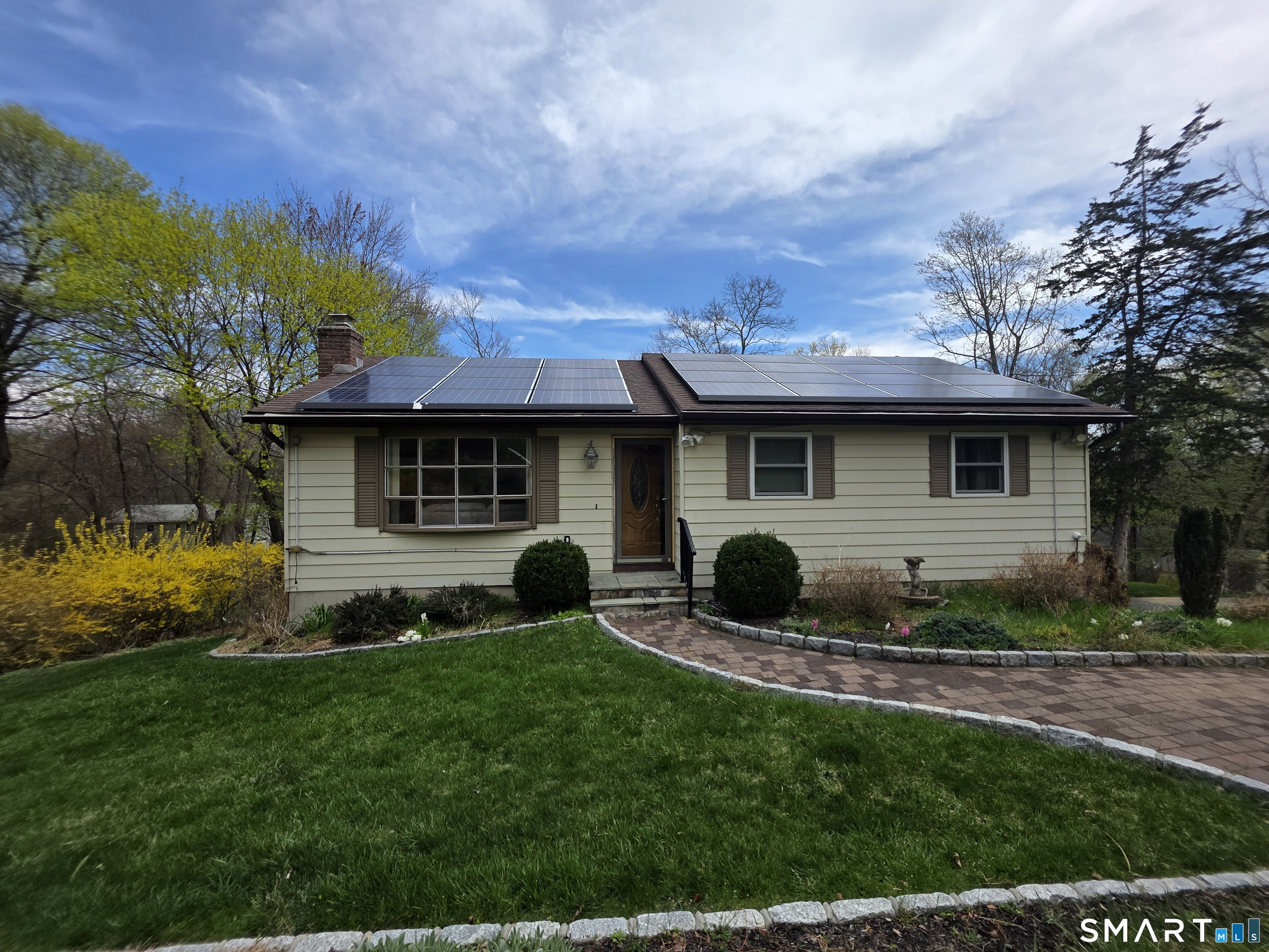 39 Charcoal Ridge Road East