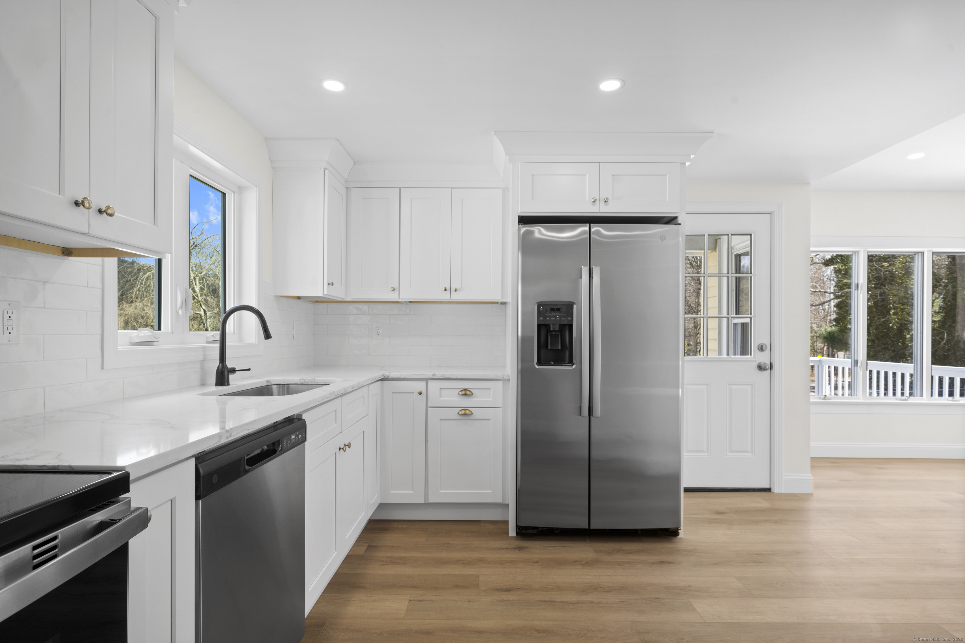 45 Old Colchester Road, Waterford, Connecticut image 1
