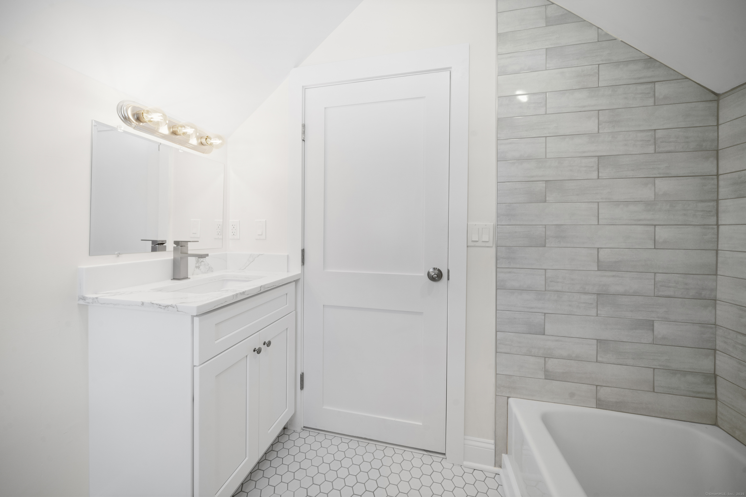 45 Old Colchester Road, Waterford, Connecticut image 22