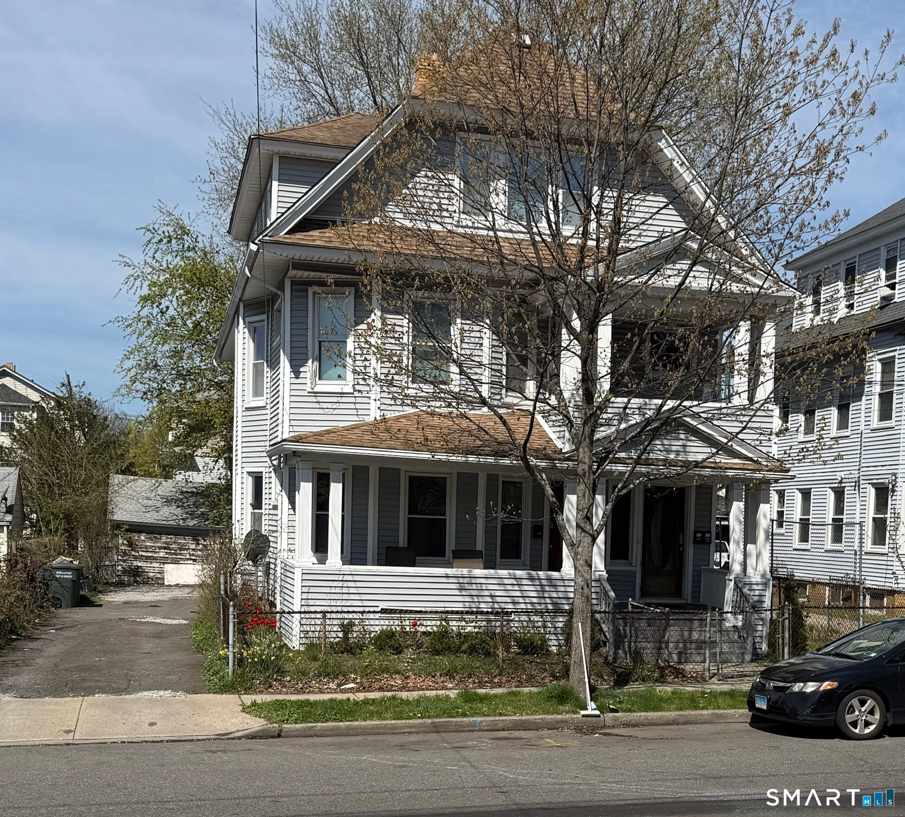 739-743 Brooks Street