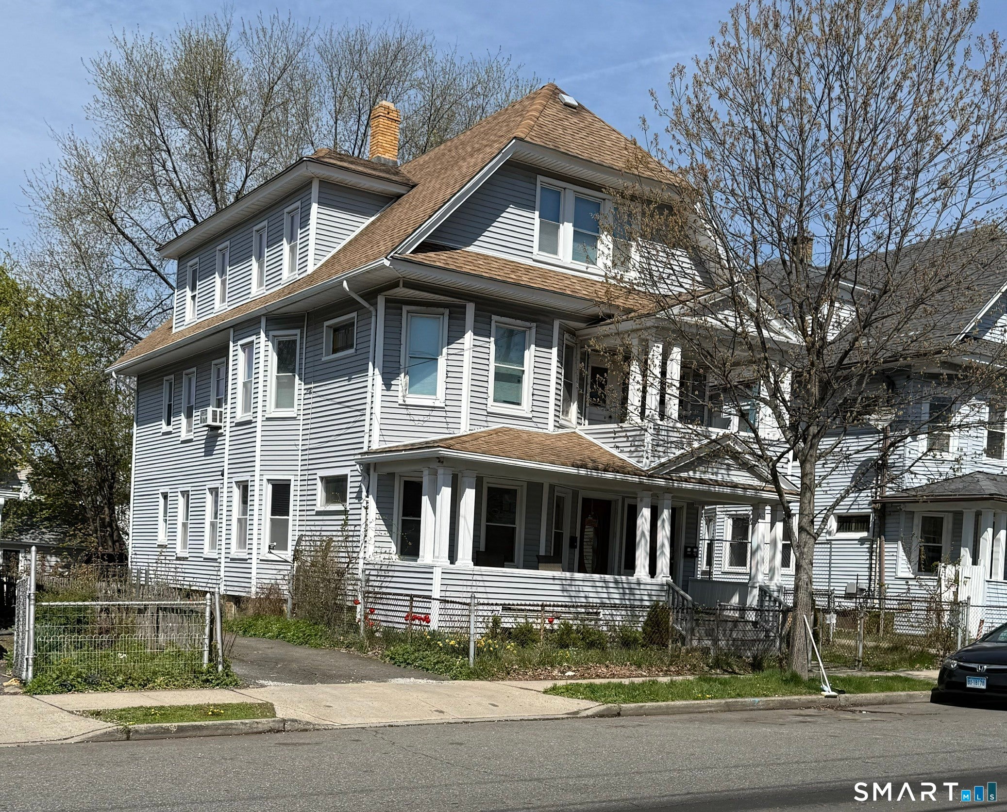 739-743 Brooks Street