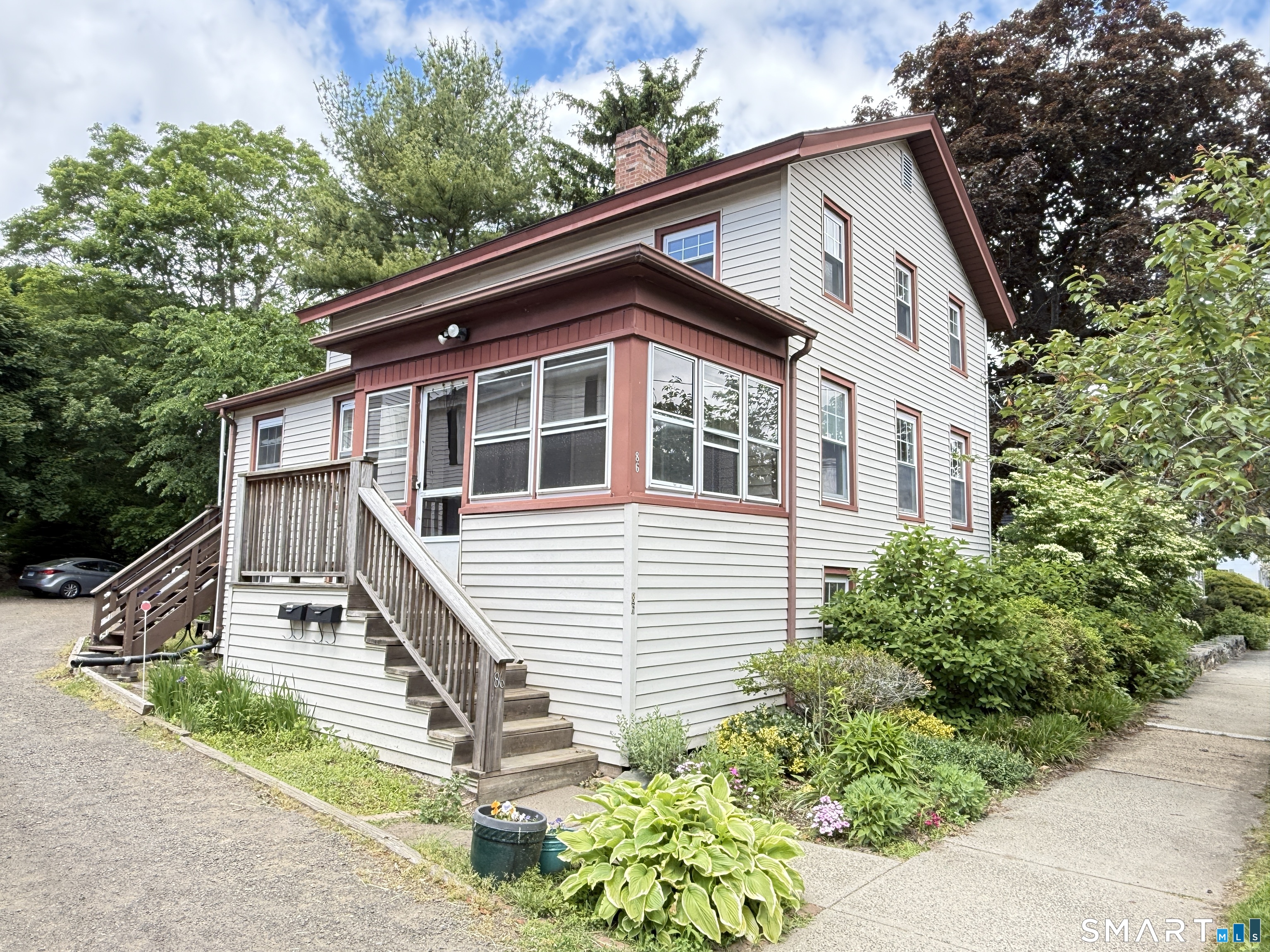 Photo 1 of 18 — 86 State Street, Guilford, CT 06437