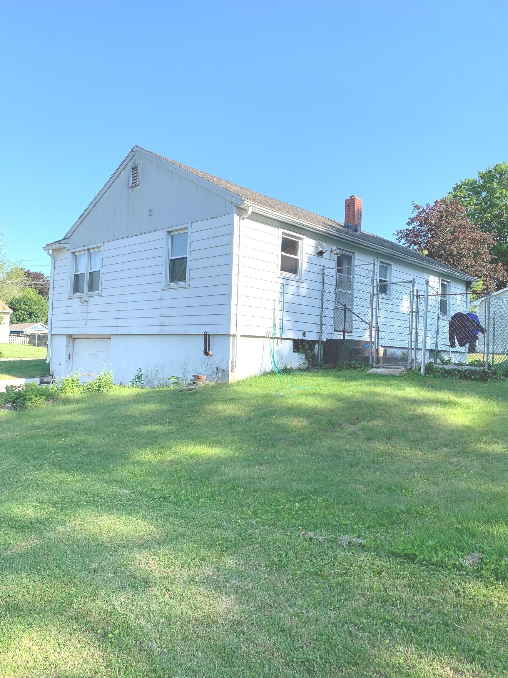 9 Hillcrest Avenue