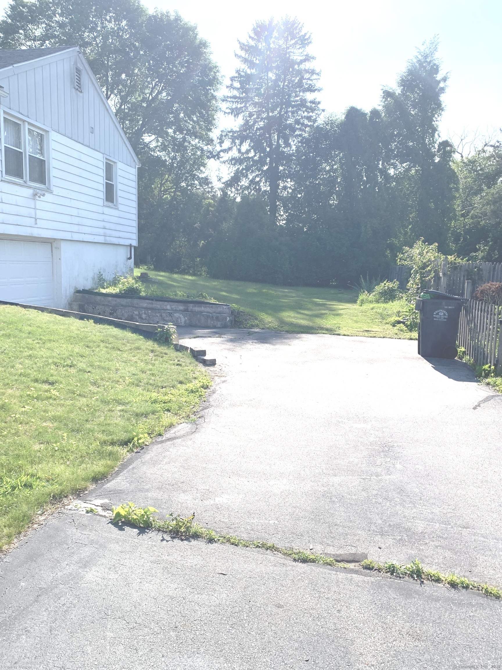 9 Hillcrest Avenue
