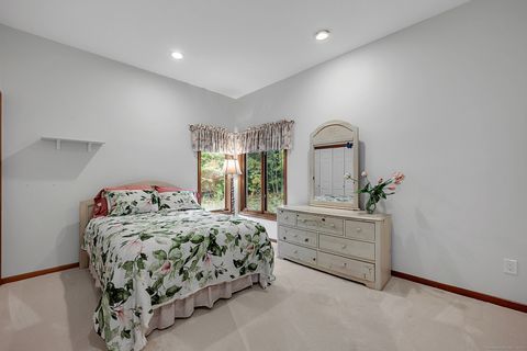 Tiny photo for 39 High Ridge Hollow, Avon, CT 06001 (MLS # 24133840)