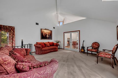 Tiny photo for 39 High Ridge Hollow, Avon, CT 06001 (MLS # 24133840)