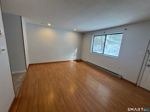 Tiny photo for 39 Horton Hill Road #10I, Naugatuck, CT 06770 (MLS # 24153101)