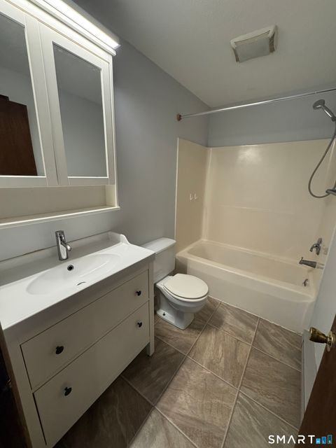 Tiny photo for 39 Horton Hill Road #10I, Naugatuck, CT 06770 (MLS # 24153101)