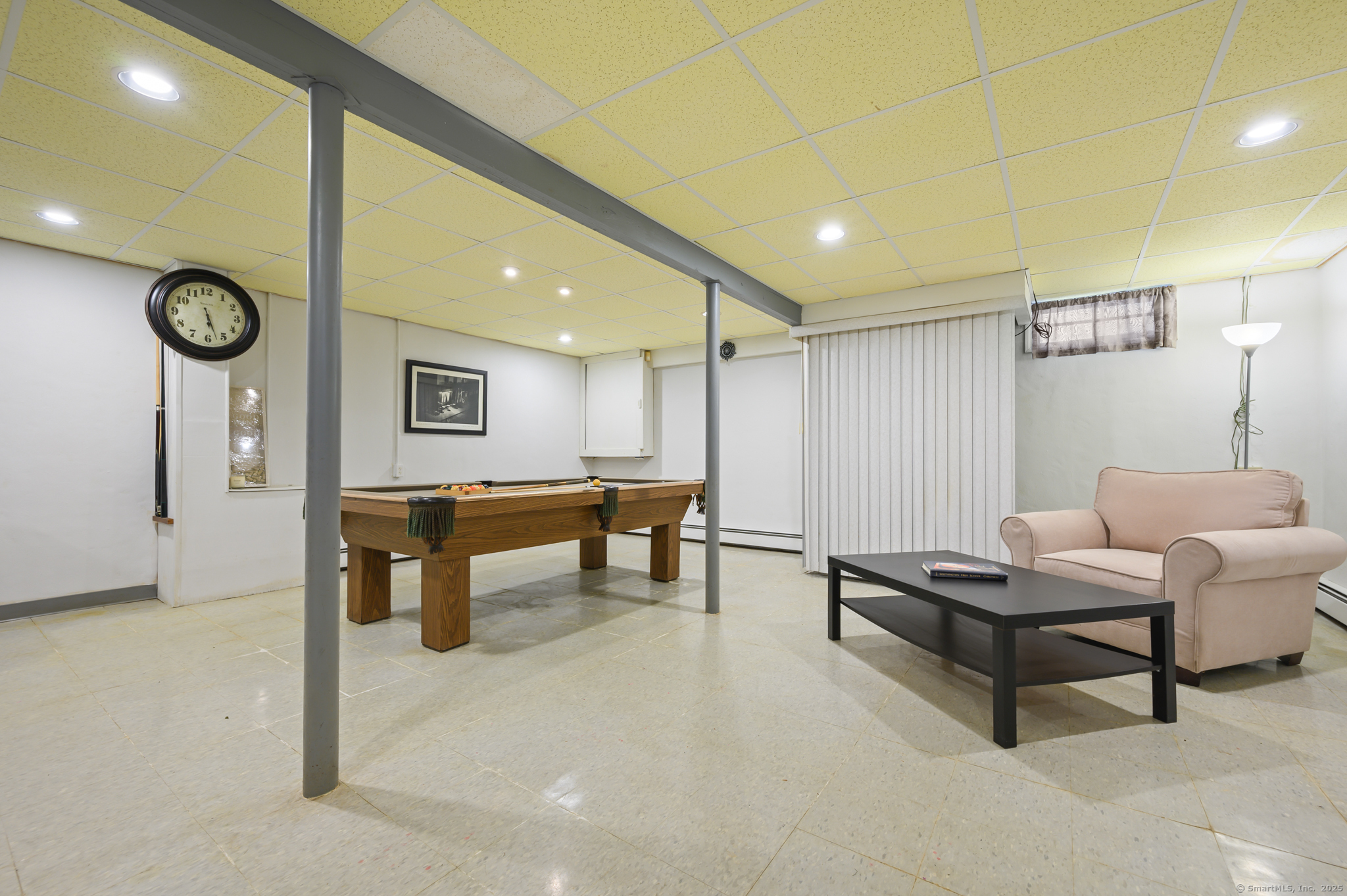 Wethersfield, Connecticut 06109, United States, 3 Bedrooms Bedrooms, ,2 BathroomsBathrooms,Residential,Coming Soon,232996