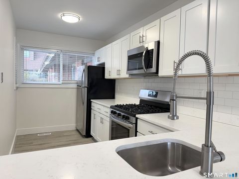 Tiny photo for 40 Montoya Drive #40, Branford, CT 06405 (MLS # 24147918)