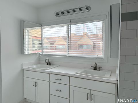 Tiny photo for 40 Montoya Drive #40, Branford, CT 06405 (MLS # 24147918)