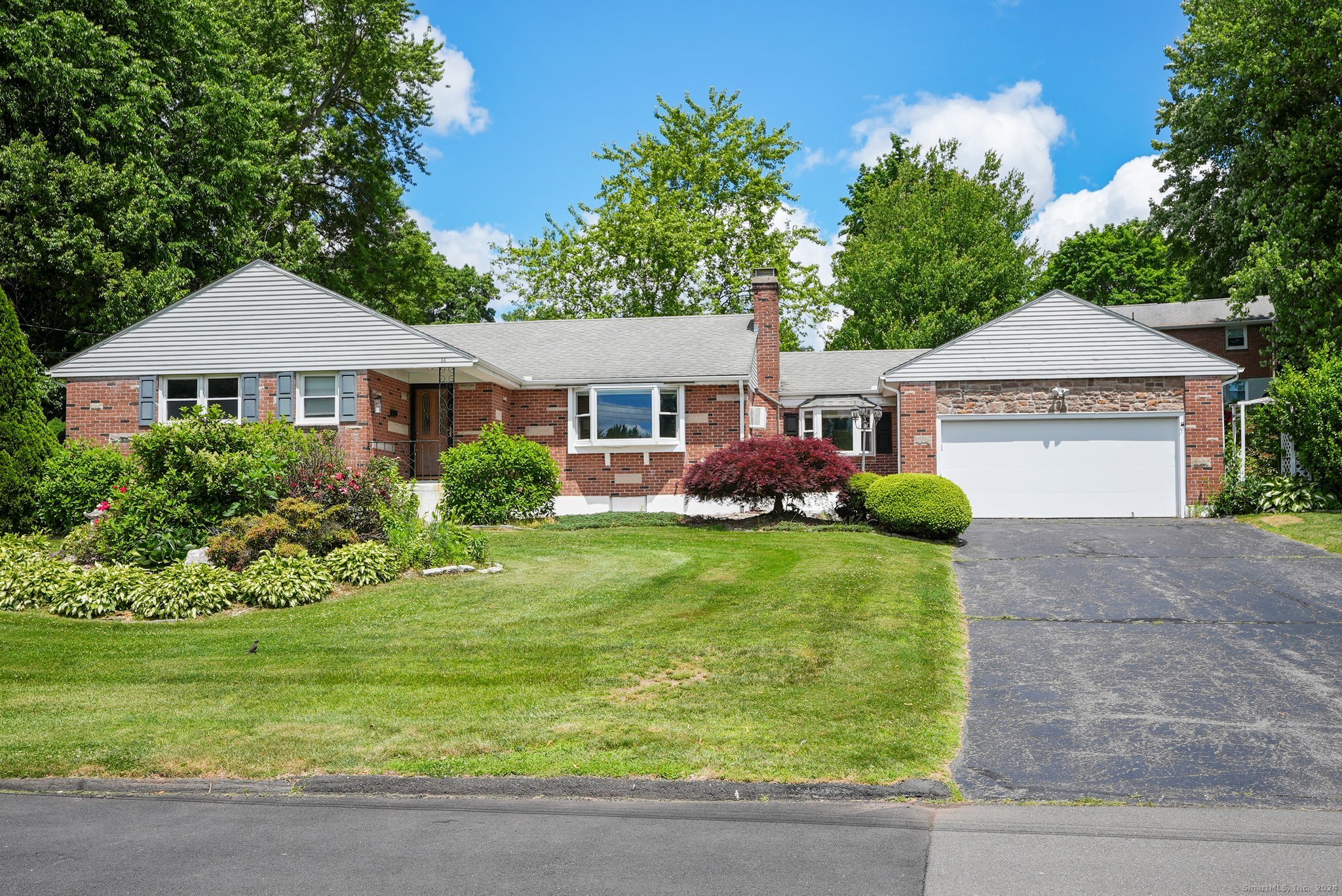 Photo 1 of 34 Harris Hill Road, Wethersfield, Connecticut, $374,900, Web #: 24025416