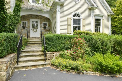 A home in New Canaan