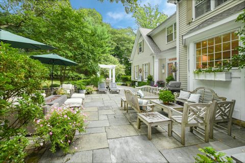 A home in New Canaan