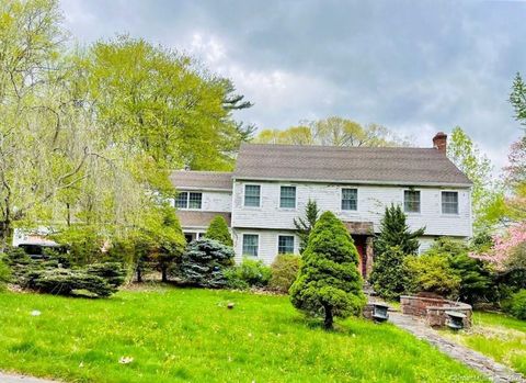 Single Family Residence in Glastonbury CT 79 Old Farms Road.jpg