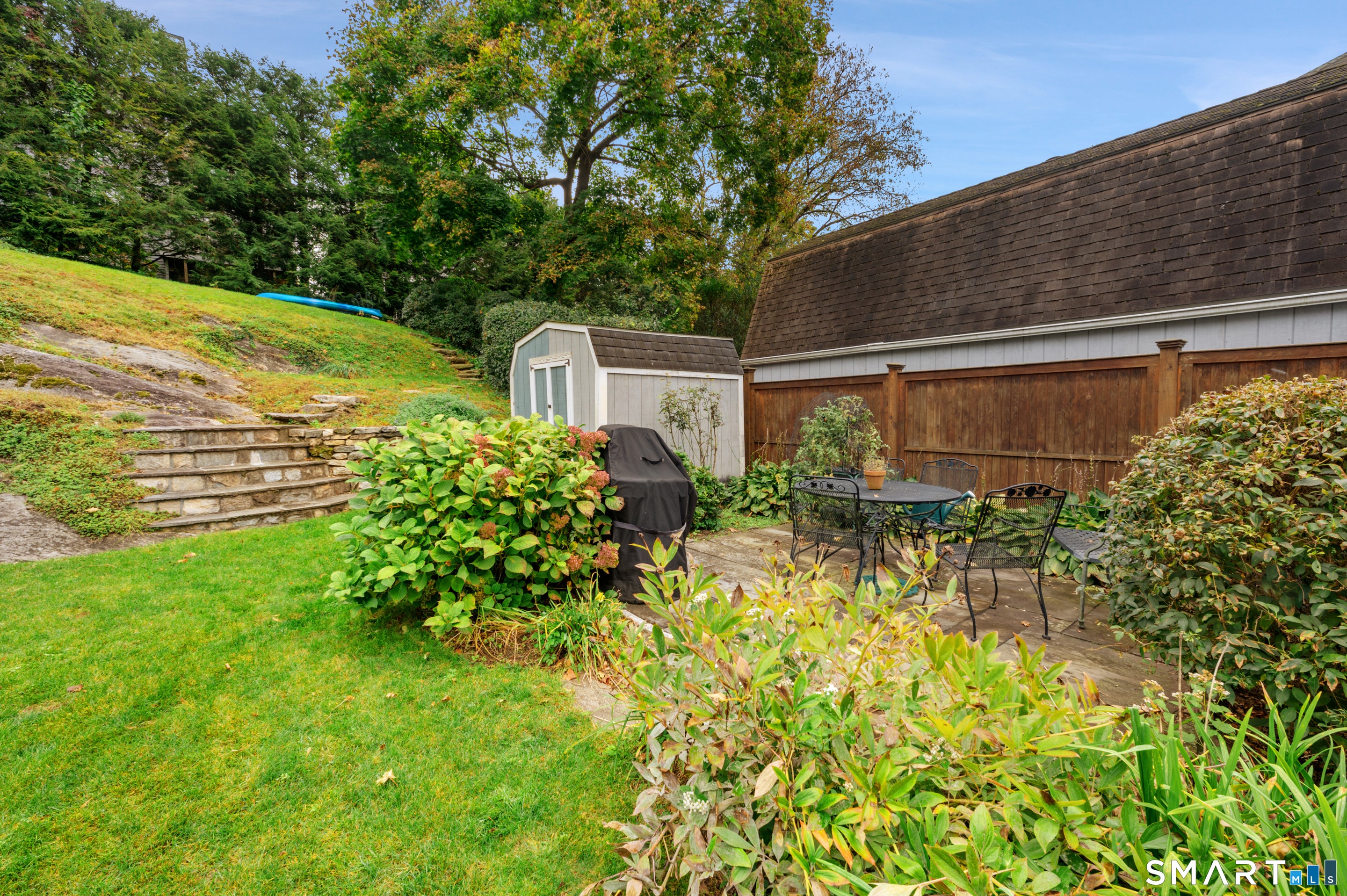 7 Idlewild Manor