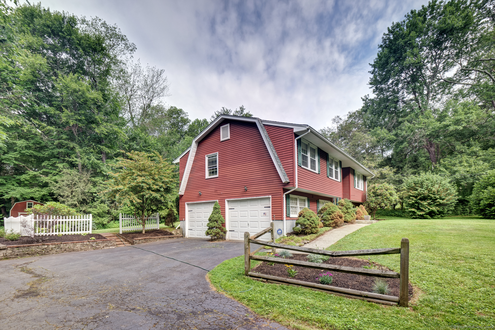 64 Dunn Hill Road