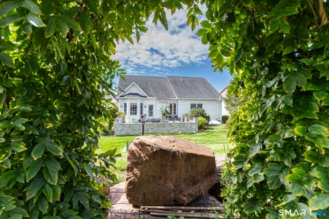 Tiny photo for 91 Scenic Drive #91, Berlin, CT 06037 (MLS # 24210010)
