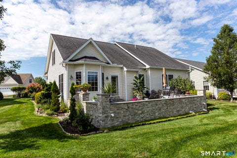 Tiny photo for 91 Scenic Drive #91, Berlin, CT 06037 (MLS # 24210010)