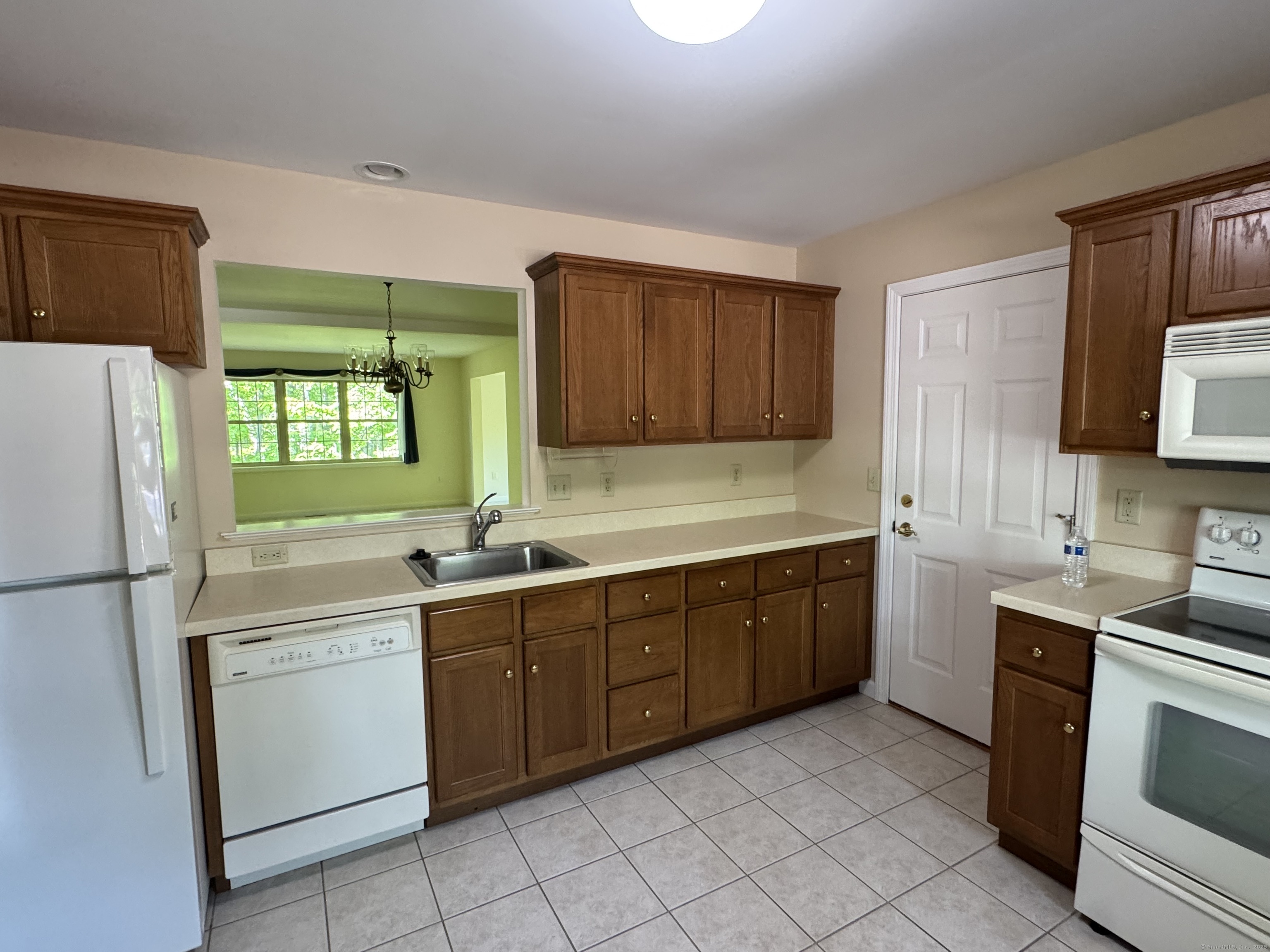 4 Amberly Lane #4, East Lyme, Connecticut image 6