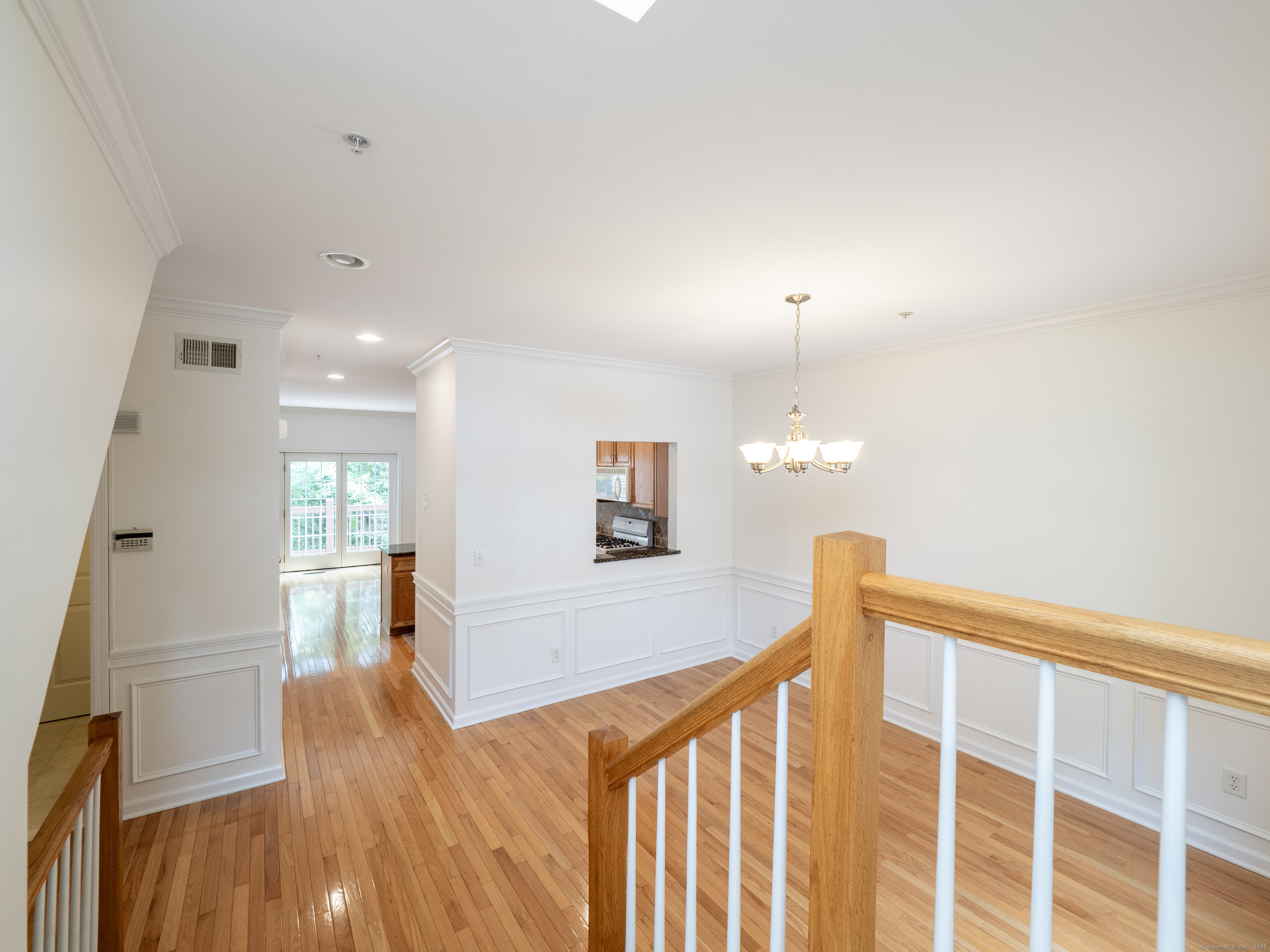 570 Danbury Road 14