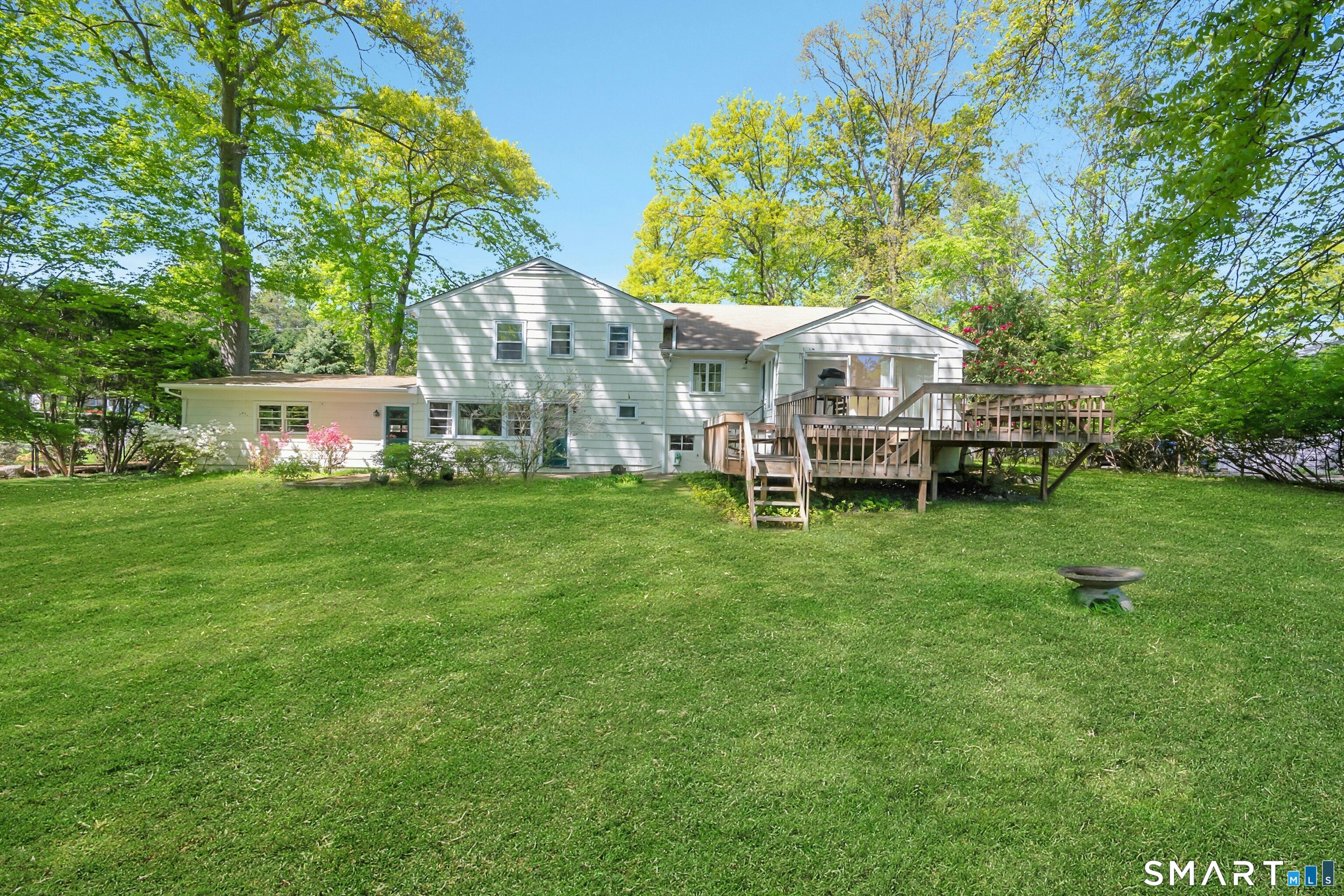 6 Oak Drive