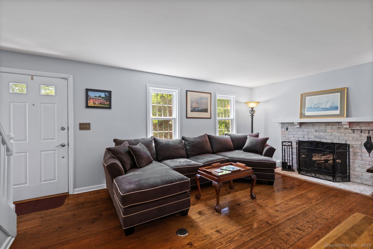 3 Colonial Drive