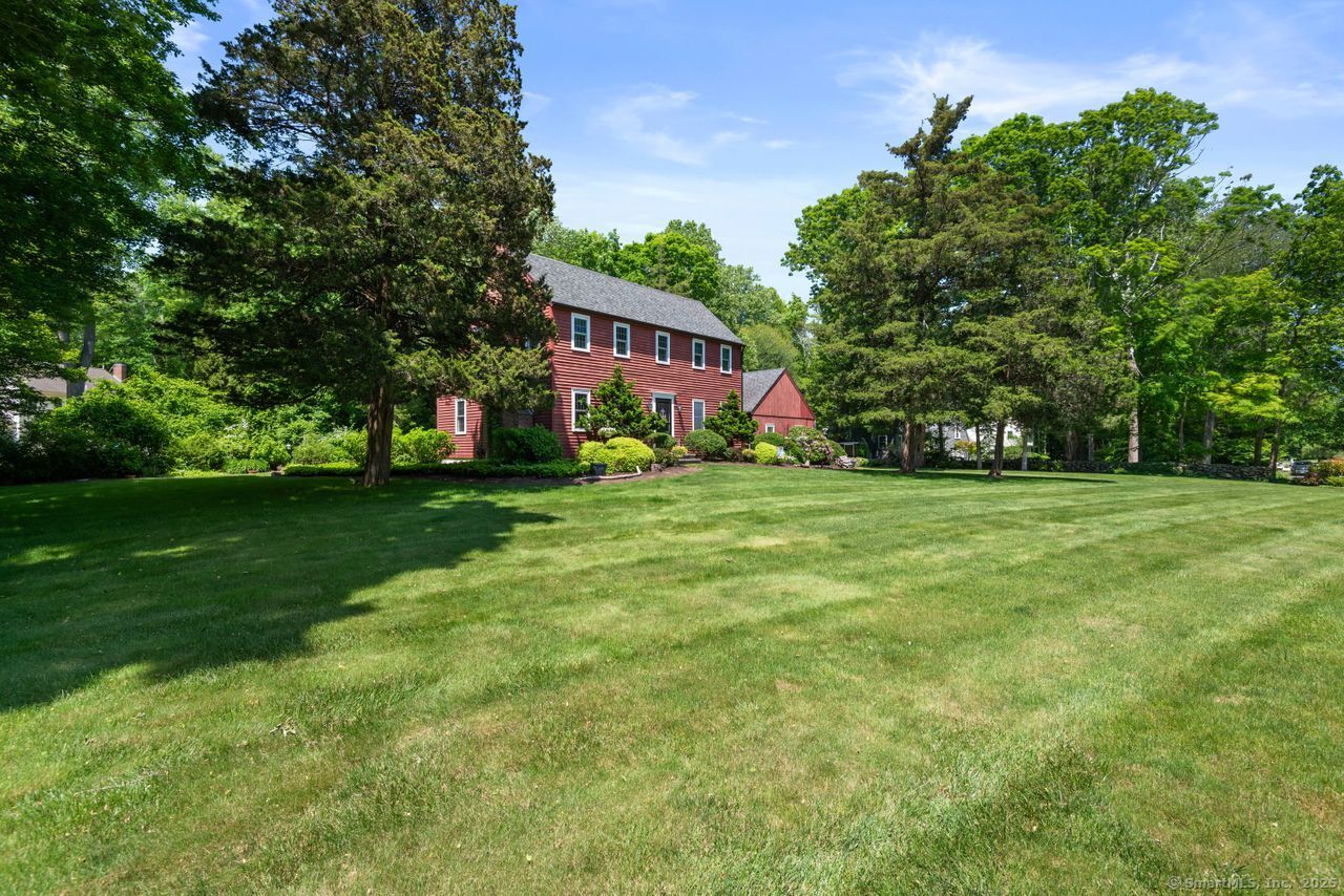 3 Colonial Drive