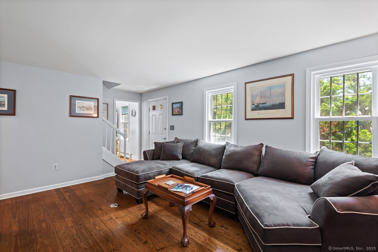 3 Colonial Drive