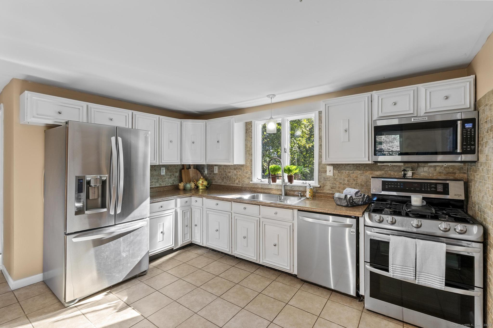 180 South Stone Street