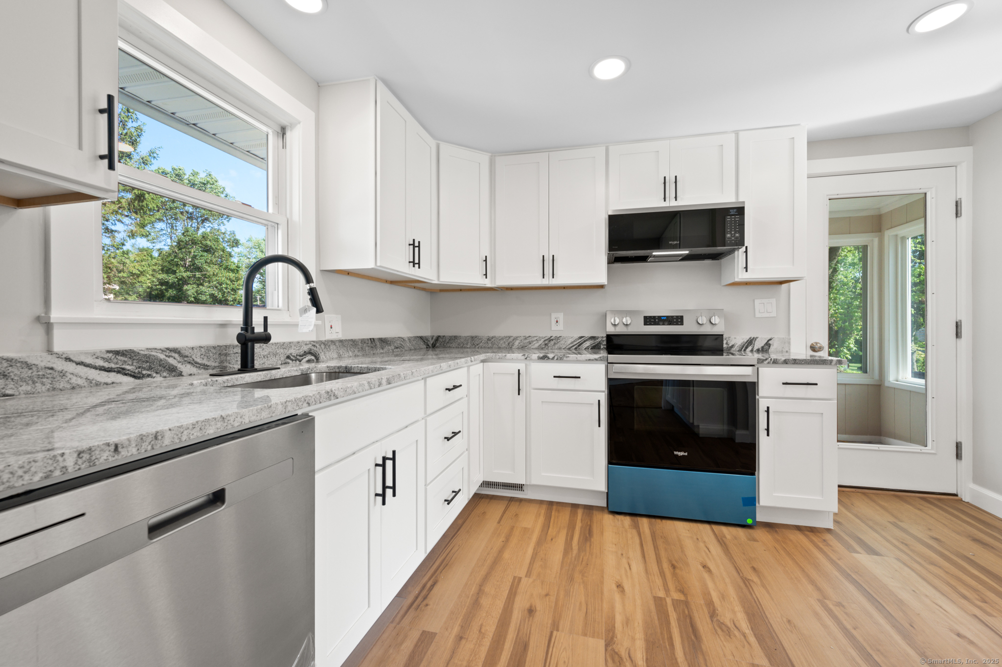 21 Crestwood Avenue