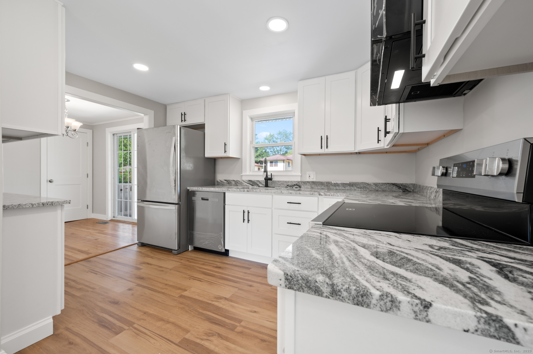 21 Crestwood Avenue