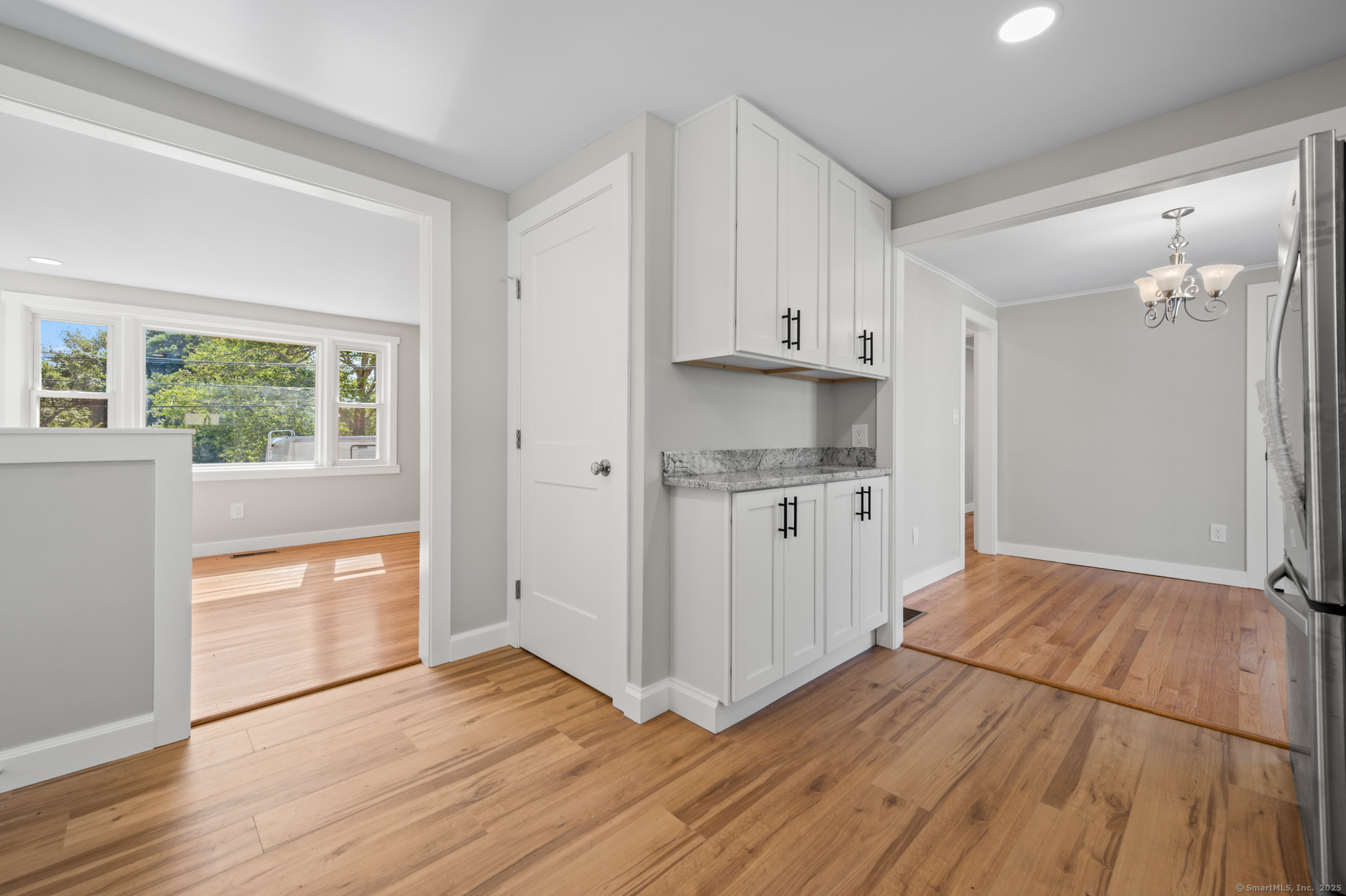21 Crestwood Avenue