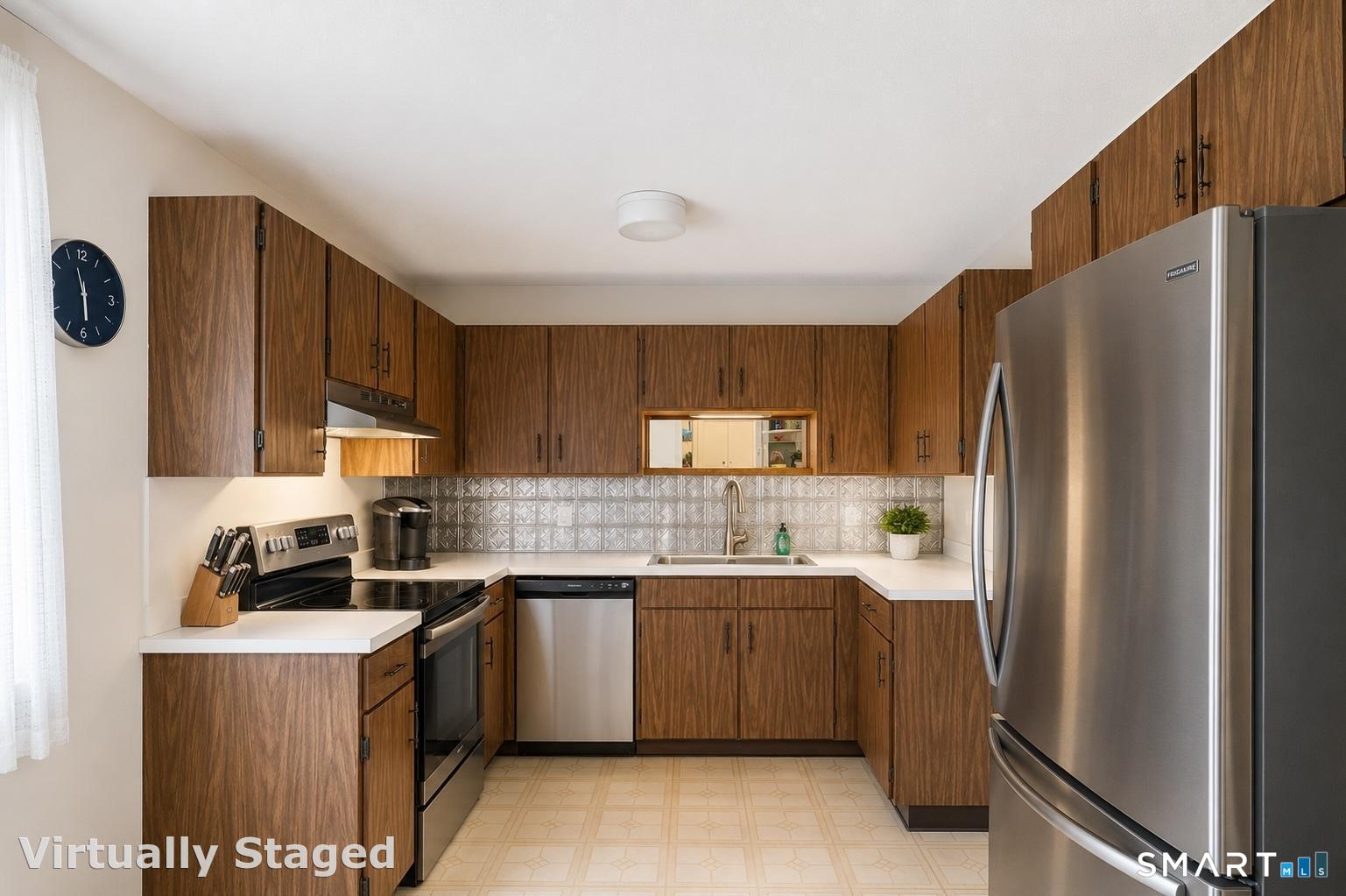 14 Heritage Circle B