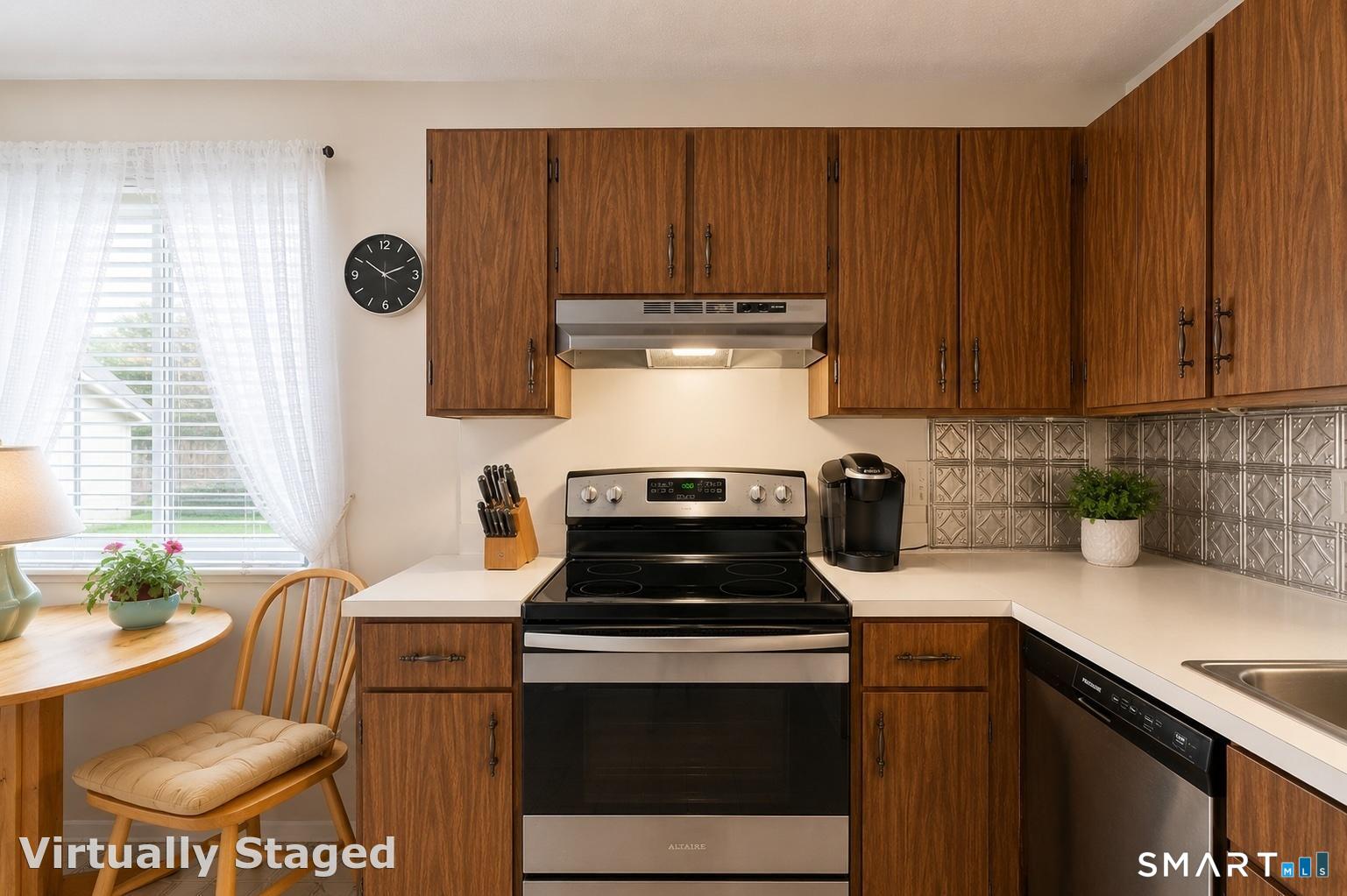 14 Heritage Circle B