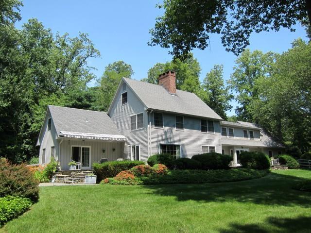 Photo 1 of 29 Indian Spring Trail, Darien, Connecticut, $1,457,000, Web #: 99095700