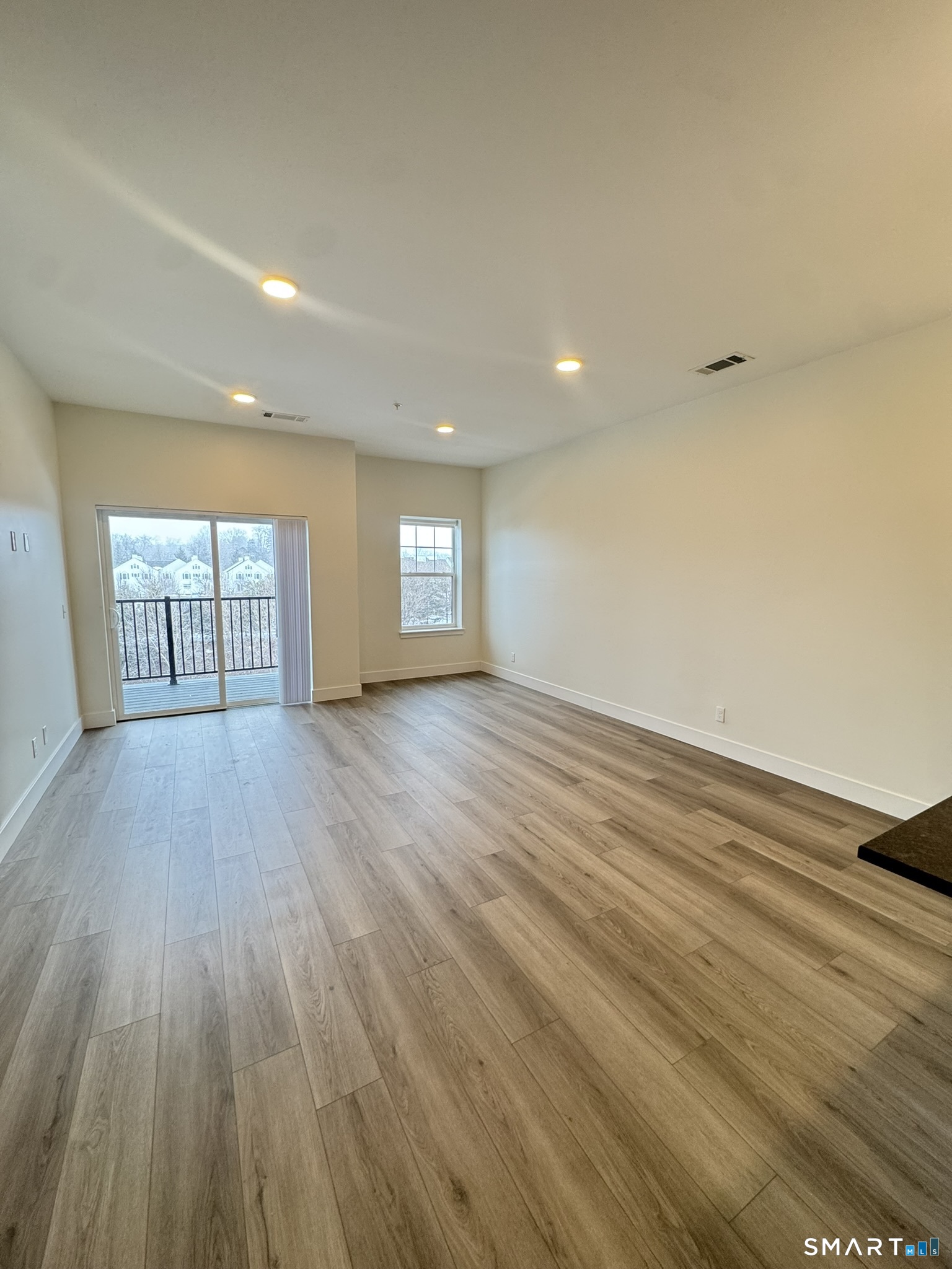 414 Berlin Turnpike 1108