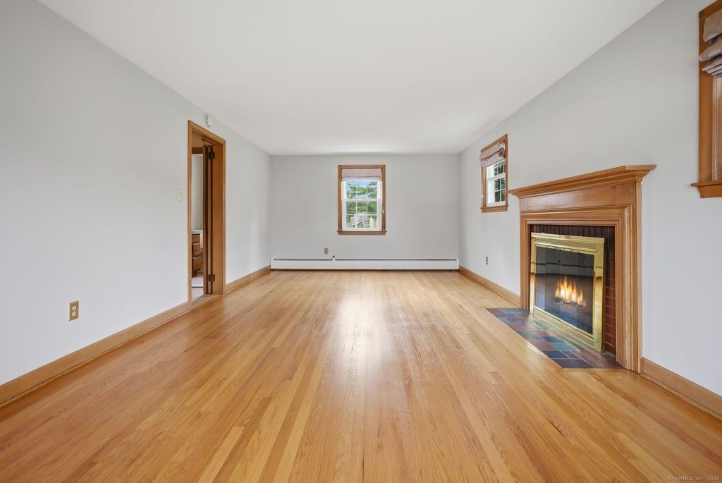 Photo of 215 Pine Lane, Wethersfield, CT 06109 (MLS # 24142238)