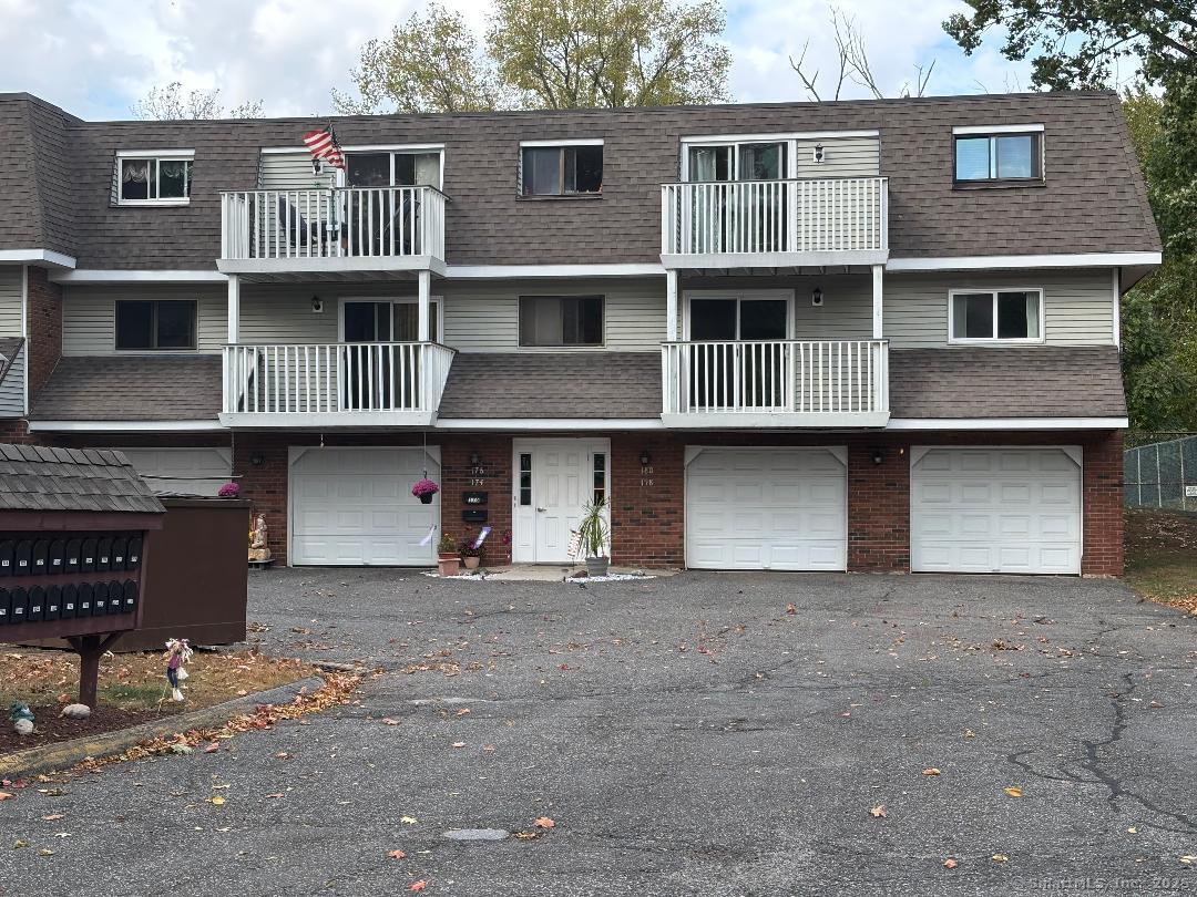 178 Churchill Drive 178