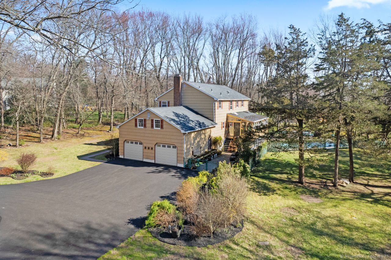 32 Forest Glen Drive, Woodbridge, Connecticut image 38