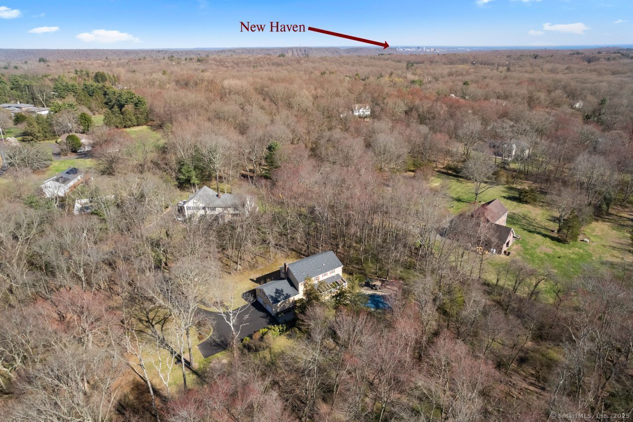 32 Forest Glen Drive, Woodbridge, Connecticut image 40