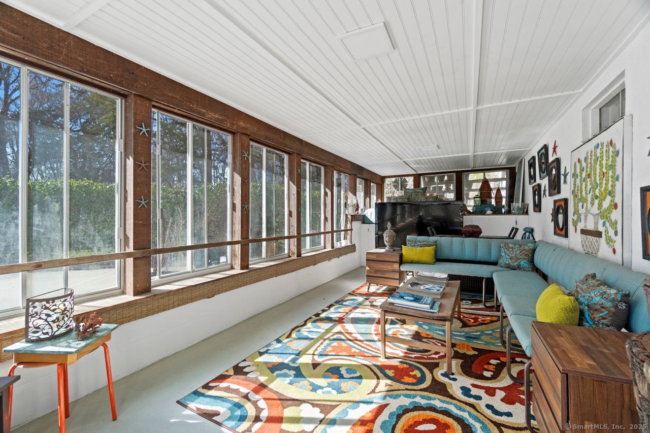 32 Forest Glen Drive, Woodbridge, Connecticut image 31