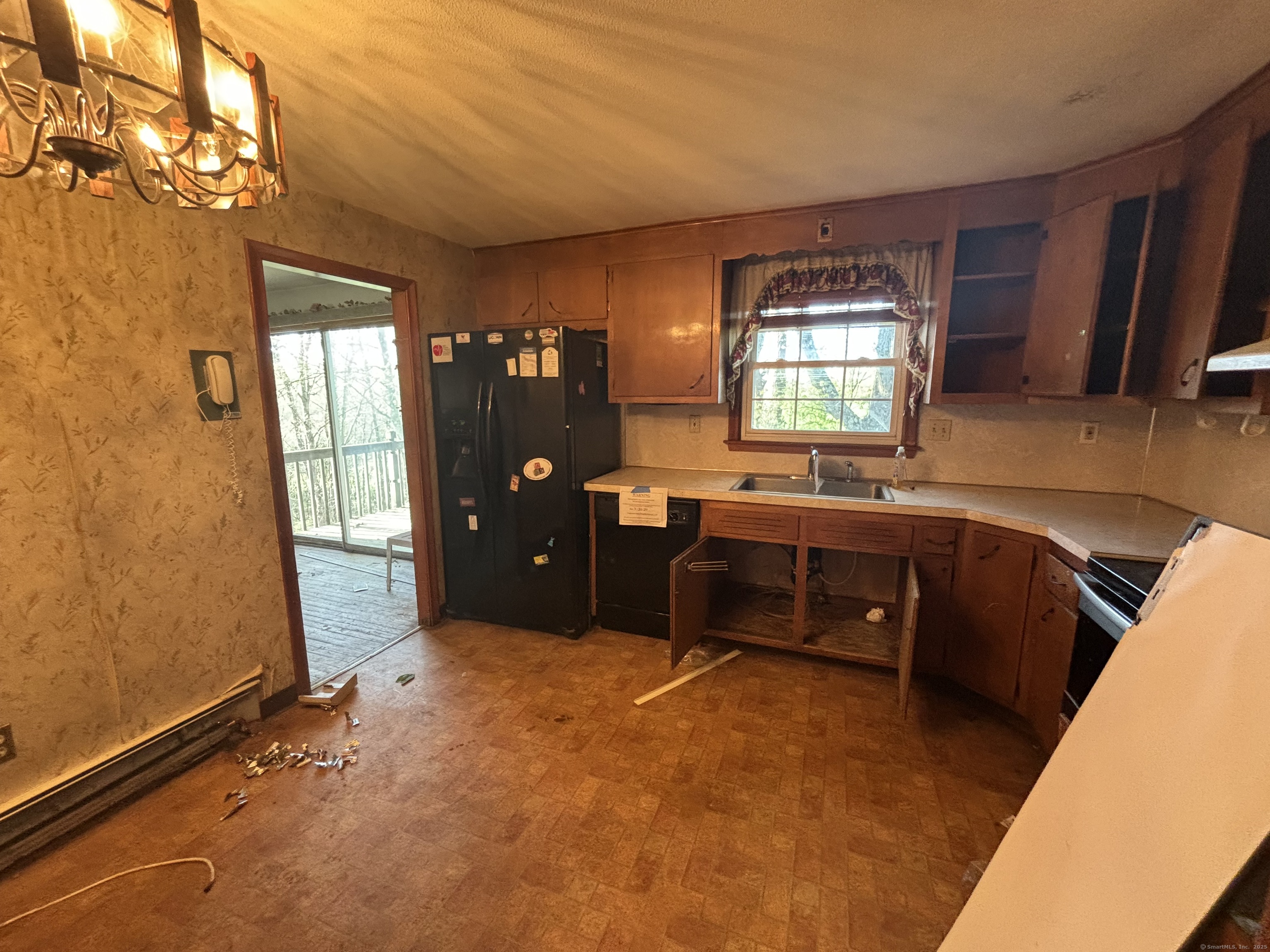 41 Florence Road, Bloomfield, Connecticut image 5