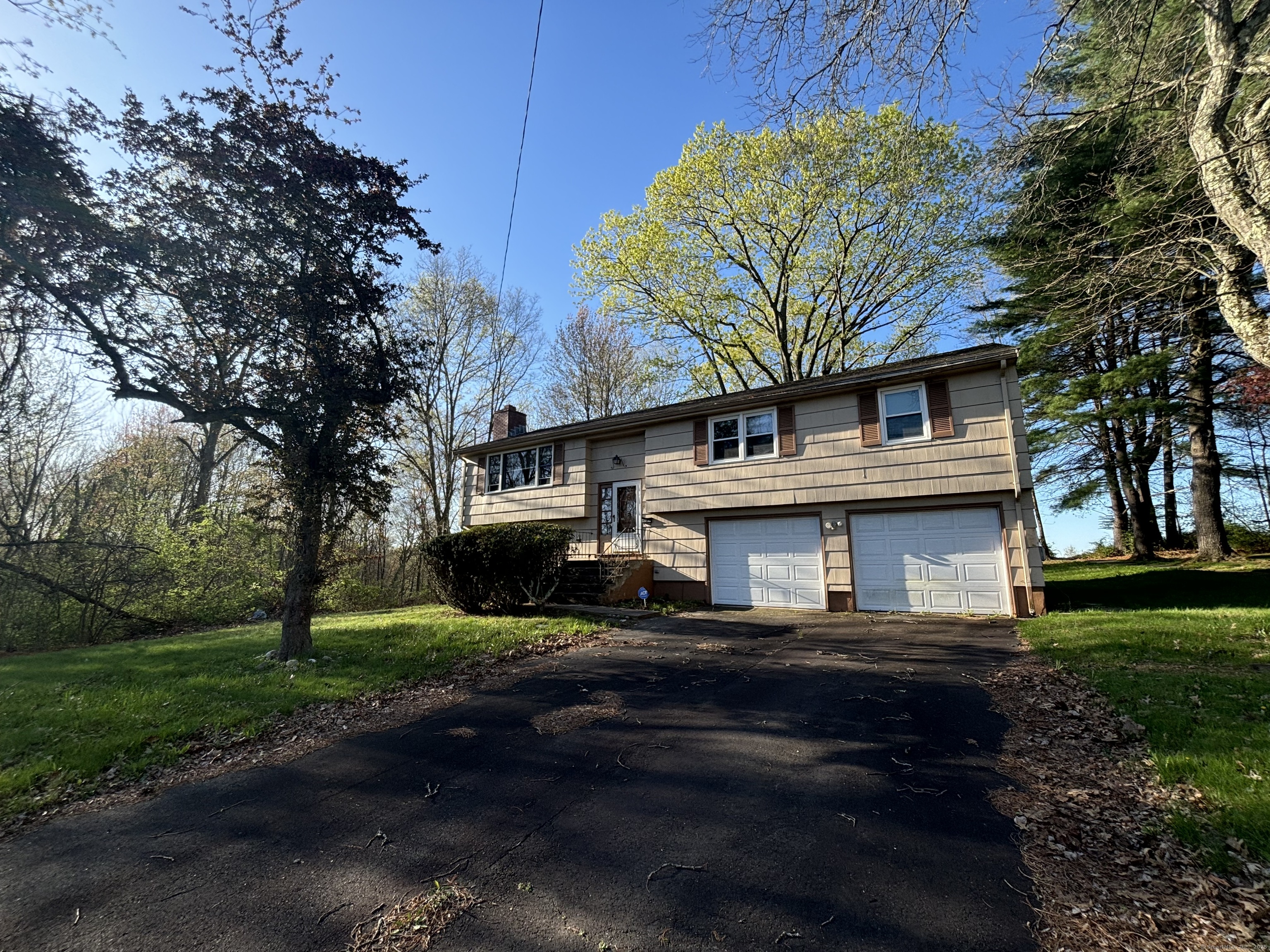 41 Florence Road, Bloomfield, Connecticut image 2