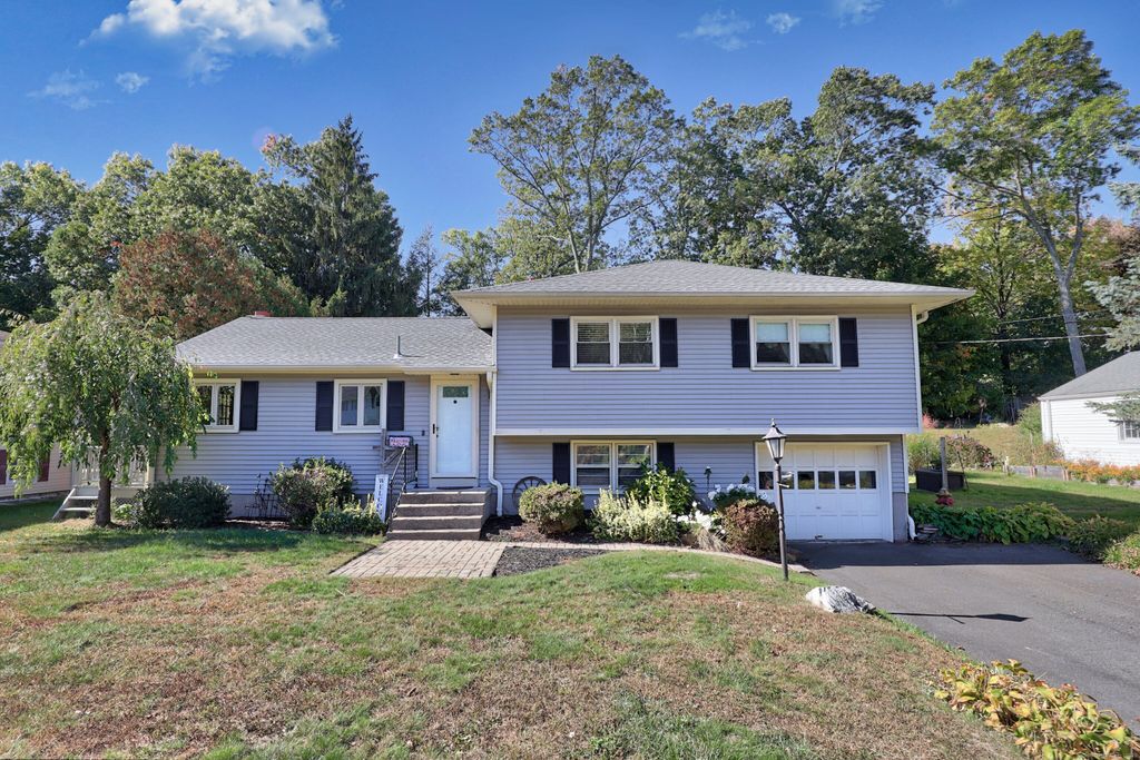 Photo of 50 Vantana Drive, Bristol, CT 06010 (MLS # 24133364)